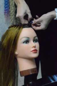 Školení základní práce s kanekalonem5